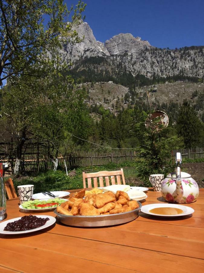 Guesthouse Demushi Valbone Zewnętrze zdjęcie